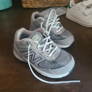 New Balance classic toddler sneaker